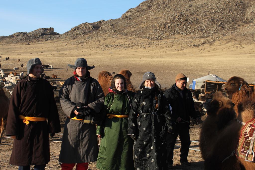 Top Tour & Guesthouse Mongolia Ulan Bator Exteriör bild