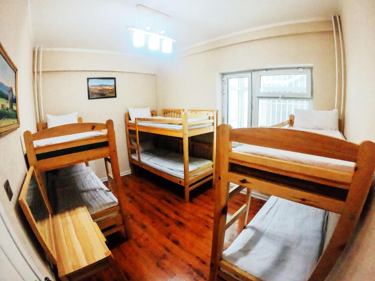 Top Tour & Guesthouse Mongolia Ulan Bator Exteriör bild